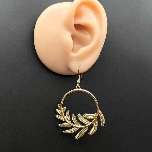 Yellow Gold Round Circular Open Hoop Fern Leaf Dangling Drop Hook Earrings - Picture 7 of 8